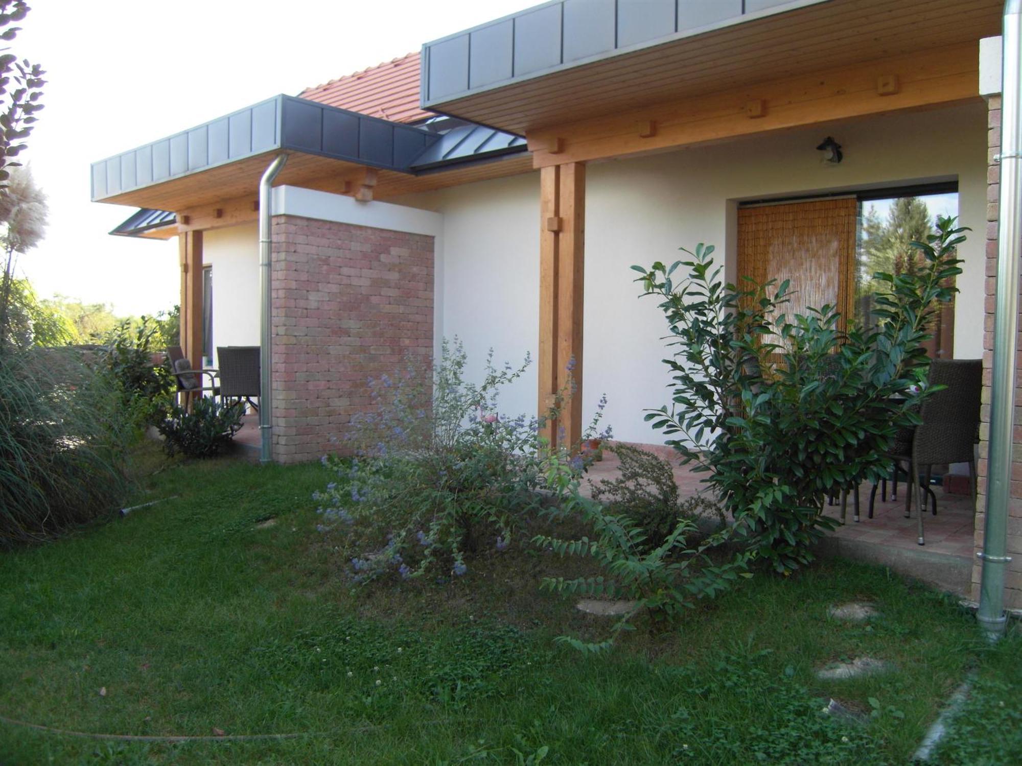 Edina Vendeghaz-Gyenesdias Apartment Bagian luar foto